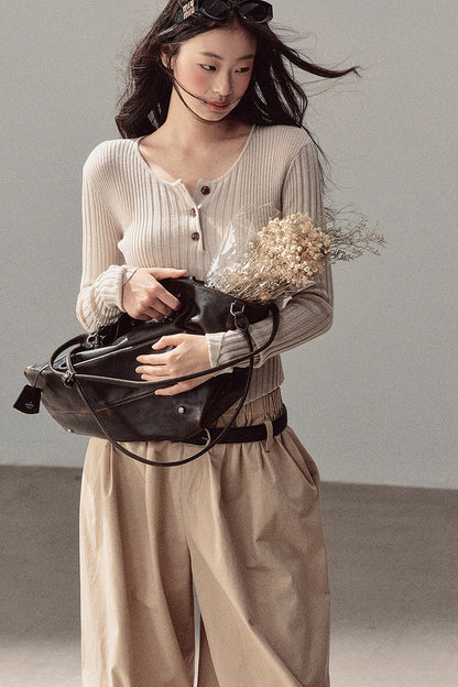 Long-Sleeved Knit T-Shirt
