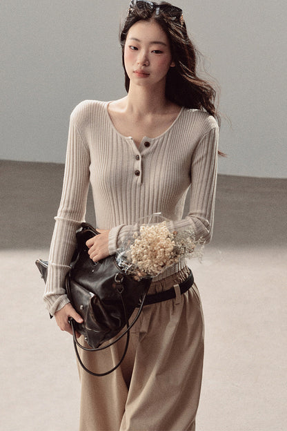 Long-Sleeved Knit T-Shirt