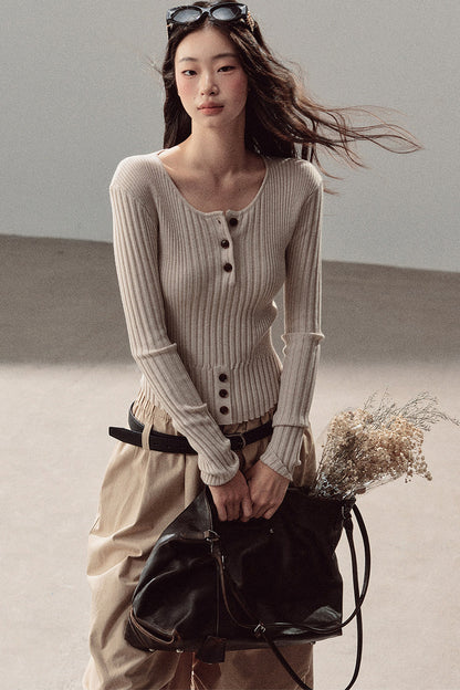 Long-Sleeved Knit T-Shirt