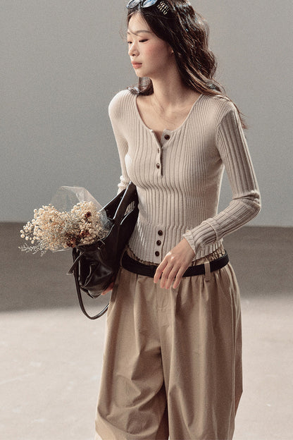 Long-Sleeved Knit T-Shirt