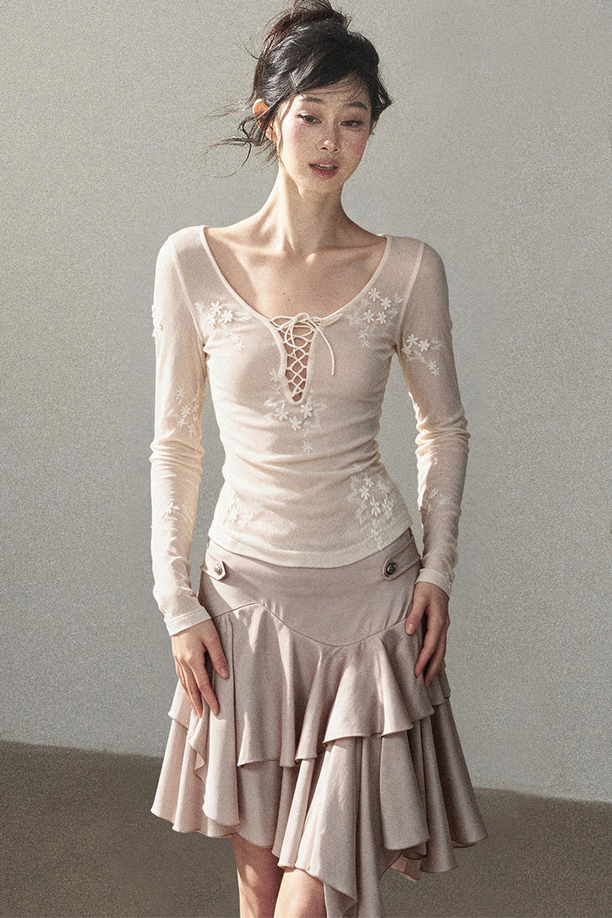 Long-Sleeved Floral Lace-Up T-Shirt