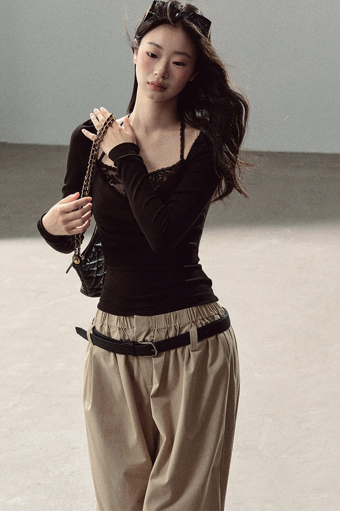Layered-Look Long-Sleeve Halter Lace T-Shirt