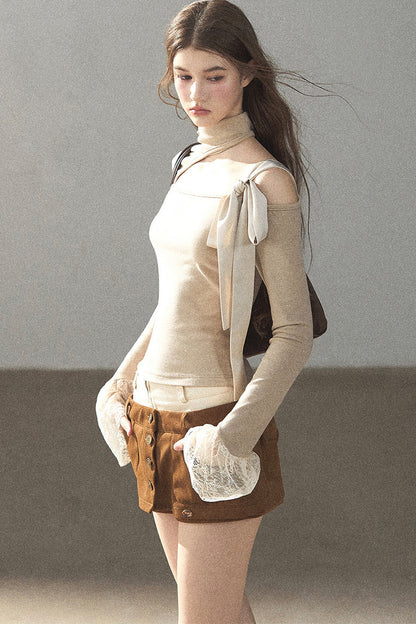 Lace Bell-Sleeve Off-Shoulder T-Shirt