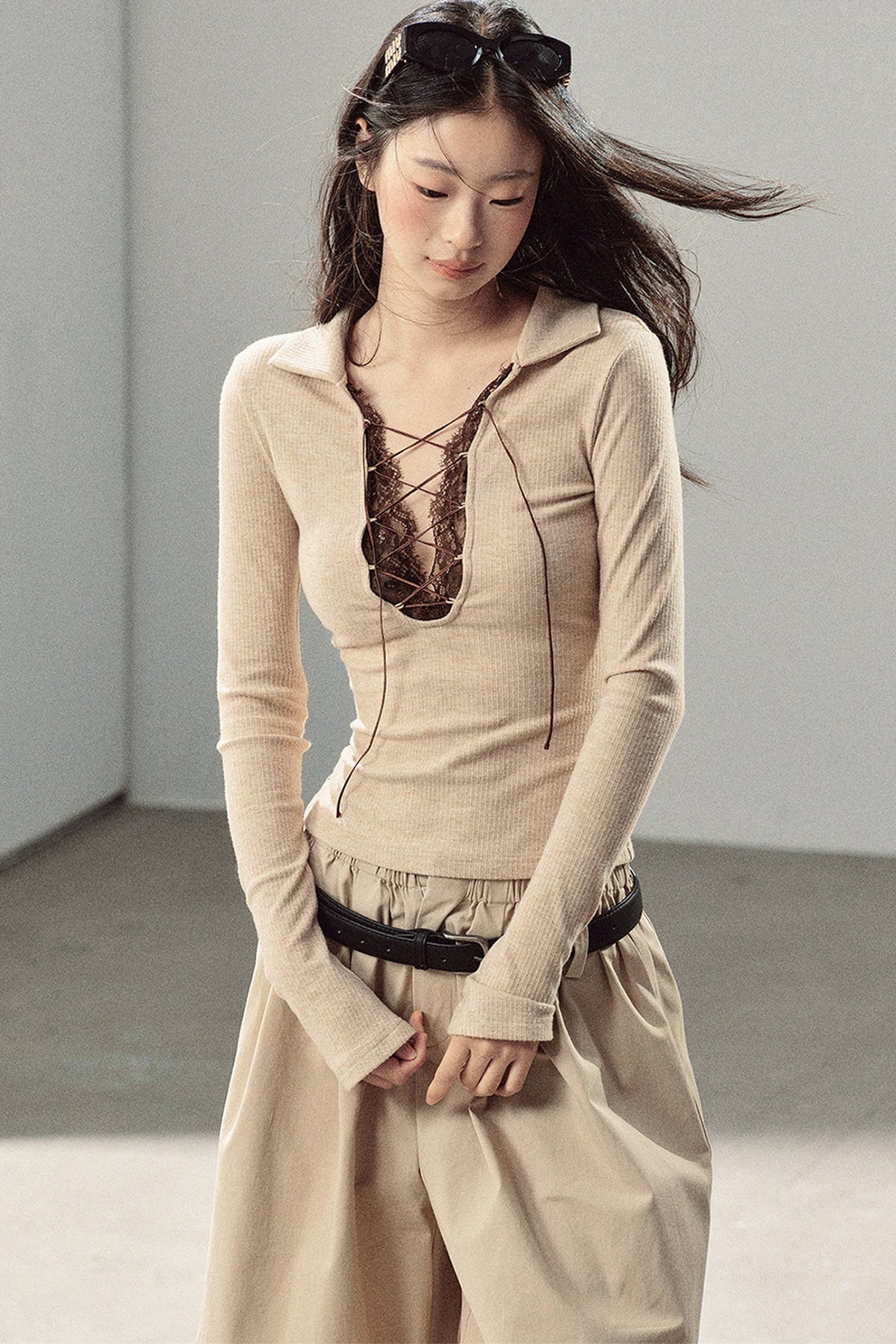 Lace Tie-Up Knit T-Shirt