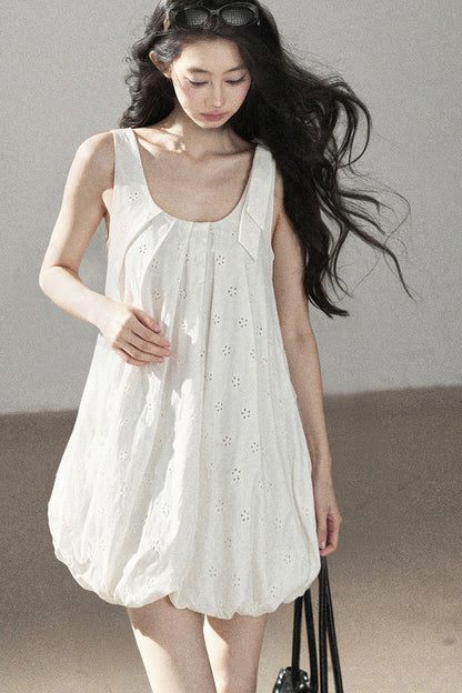 Autumn Hollow-Out Floral Short Dress