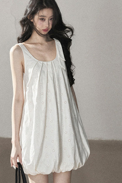 Autumn Hollow-Out Floral Short Dress
