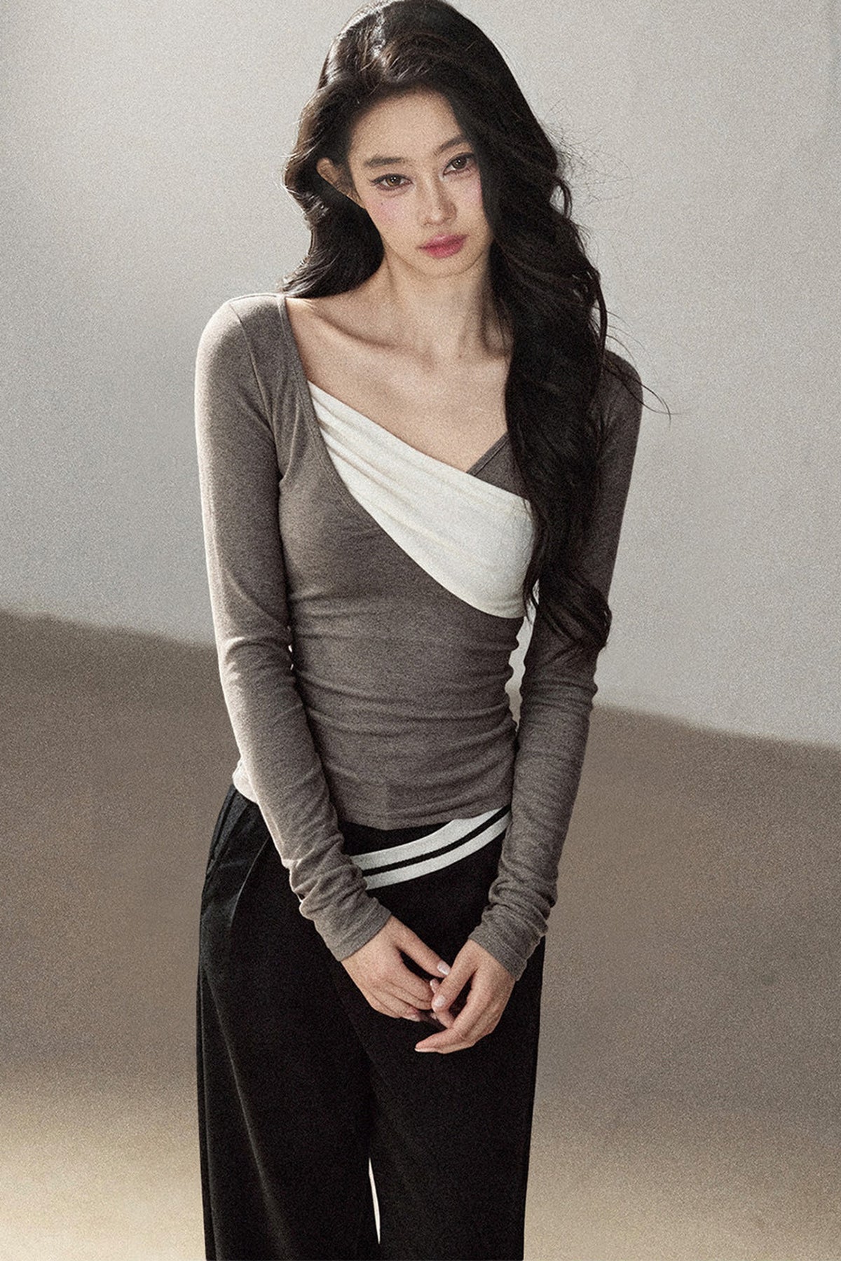 Spliced Regular Shoulder Long-Sleeve T-shirt