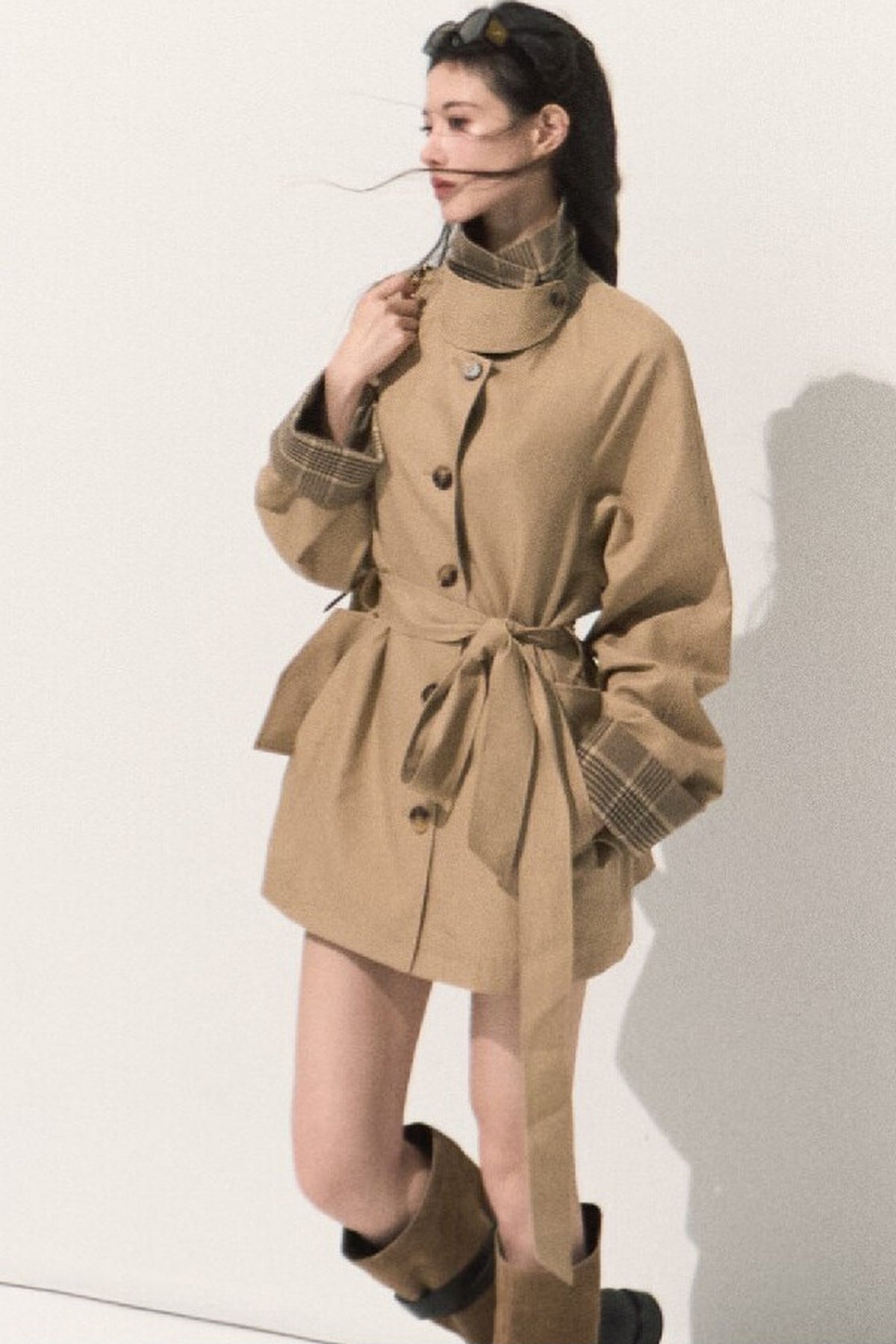 Trench-coat à carreaux à col montant