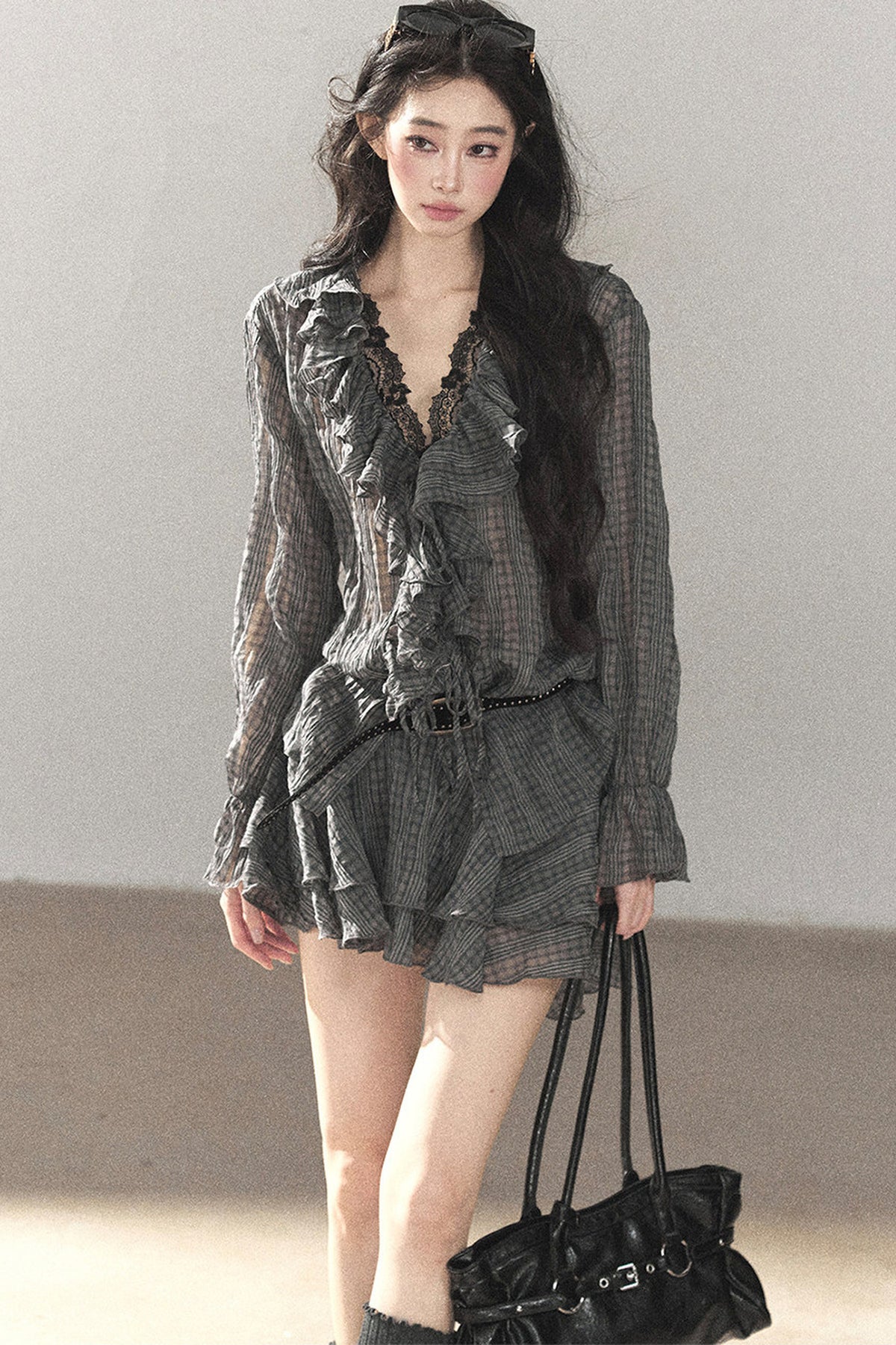 Set aus gerüschtem Chiffon-Top und kurzem Rock