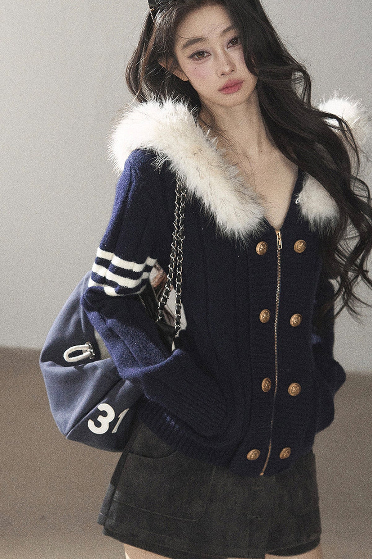 Chaqueta de punto con capucha y manga larga