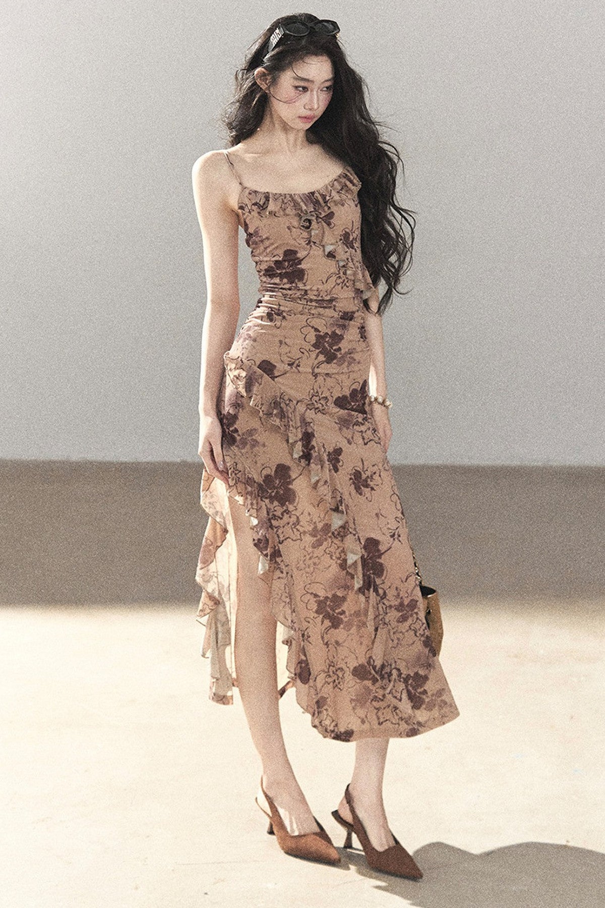 Vestido largo floral de tirantes finos