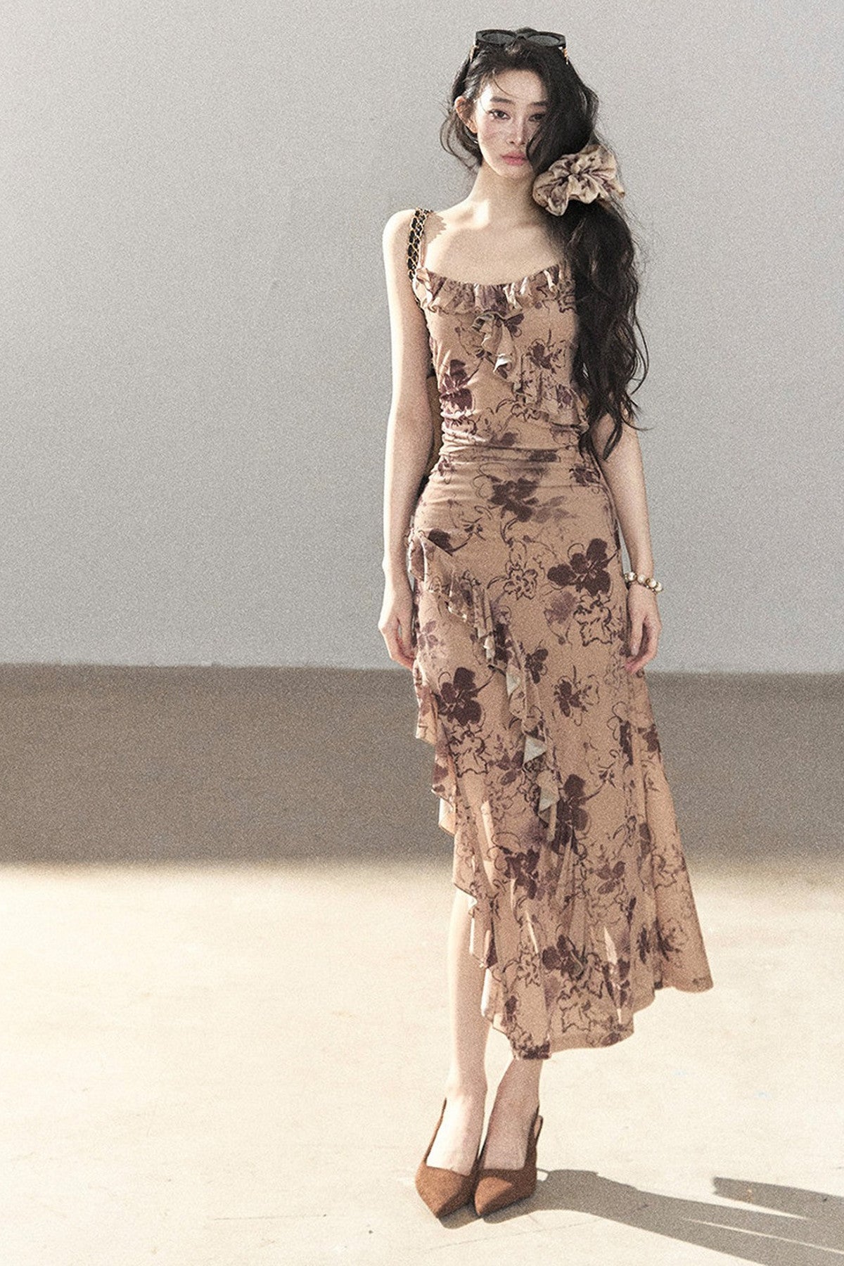 Vestido largo floral de tirantes finos