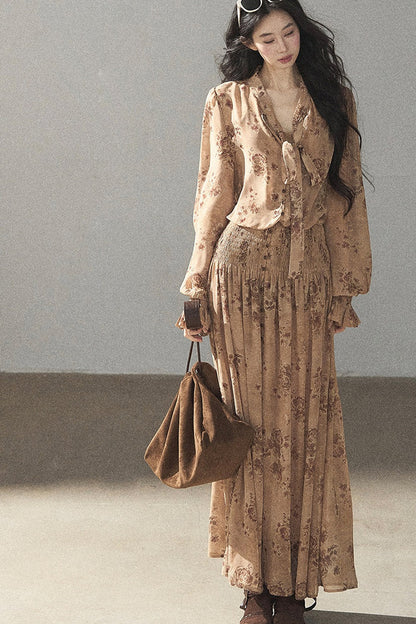 Ensemble robe fleurie à manches longues