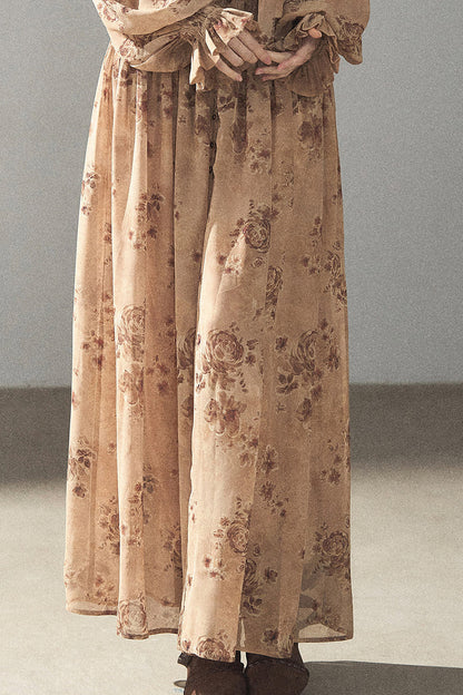 Ensemble robe fleurie à manches longues