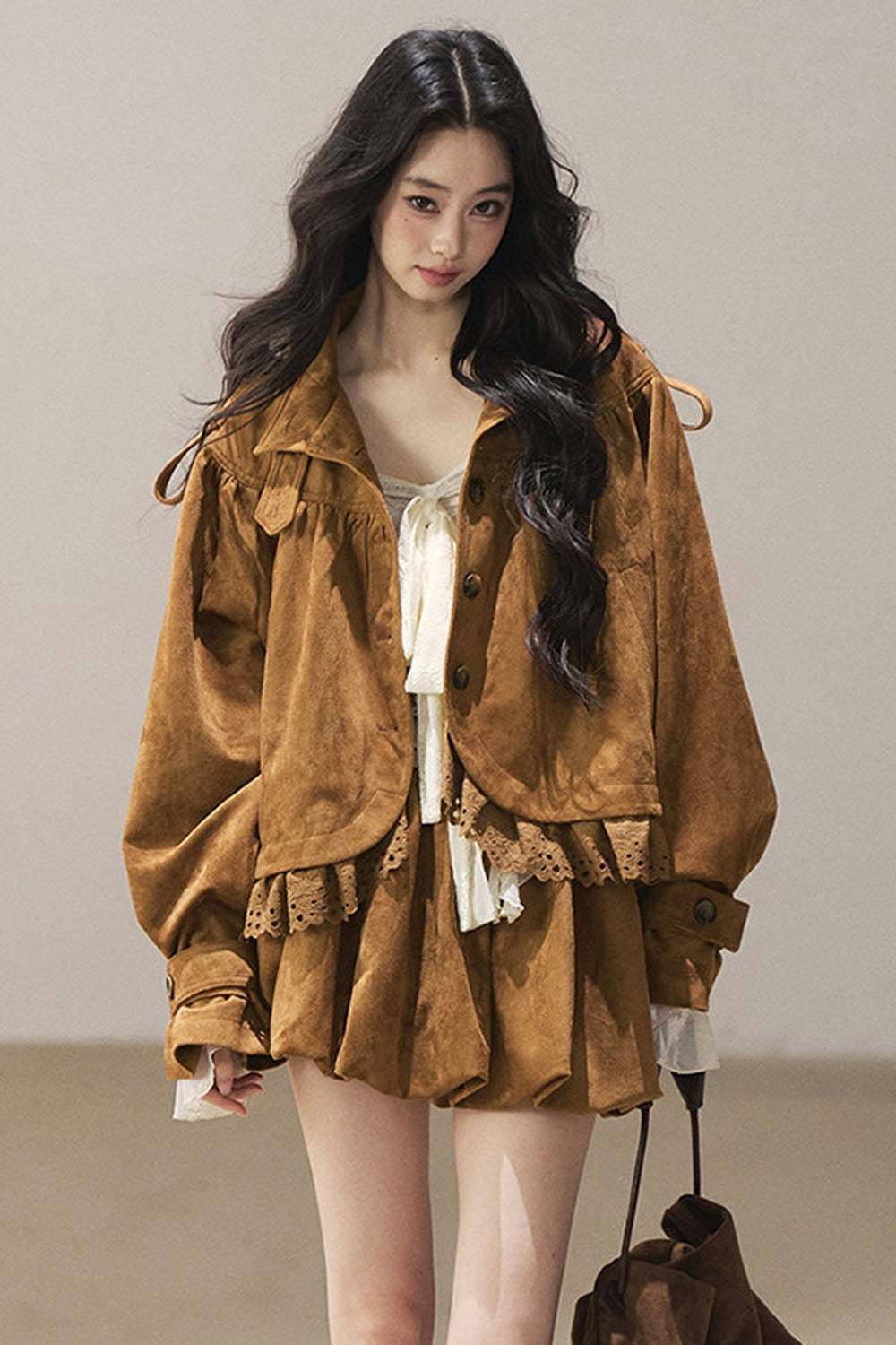Ensemble veste et jupe en faux daim