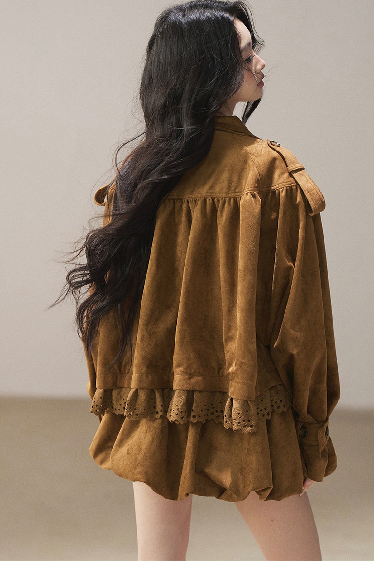 Ensemble veste et jupe en faux daim