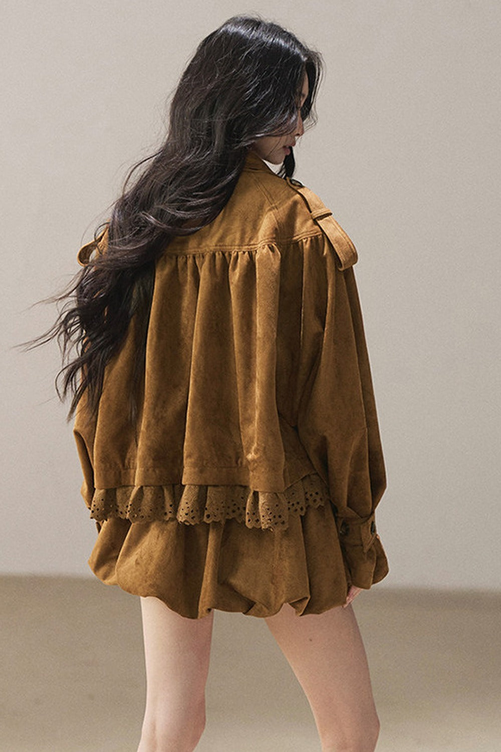 Ensemble veste et jupe en faux daim