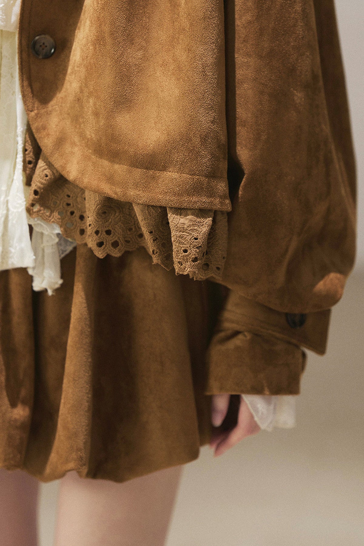 Ensemble veste et jupe en faux daim
