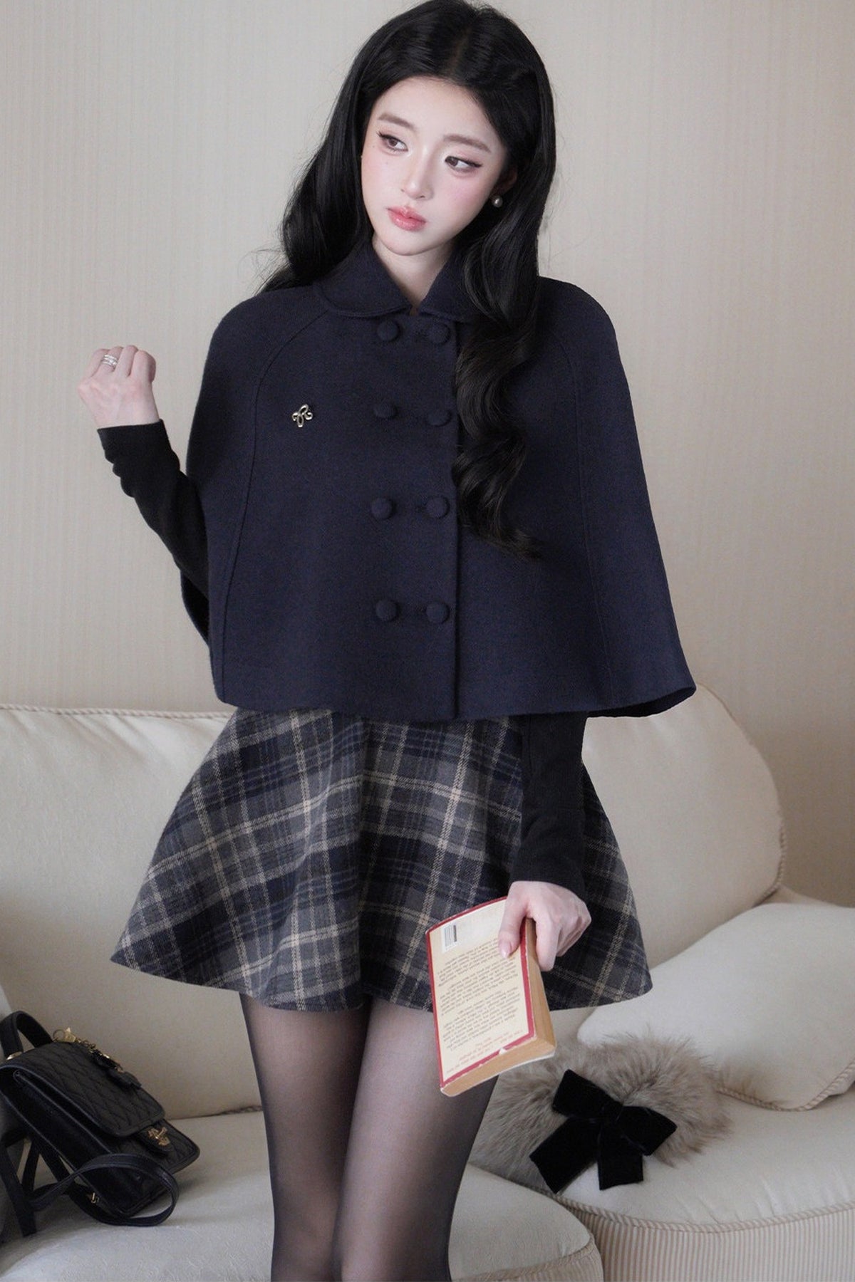 Knitted Inner Top and Bow Collar Cape Coat and Skirt Set-Up