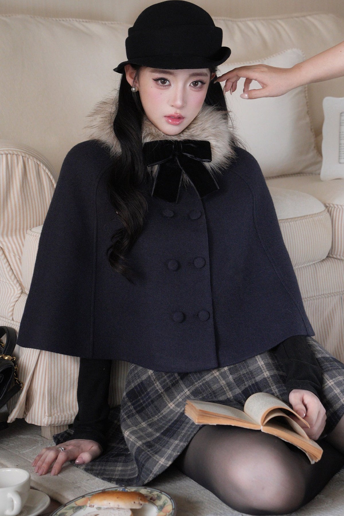 Knitted Inner Top and Bow Collar Cape Coat and Skirt Set-Up