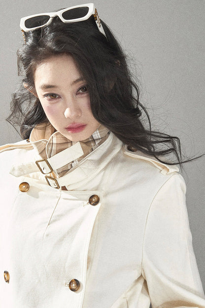 Gabardina de lino blanco cremoso