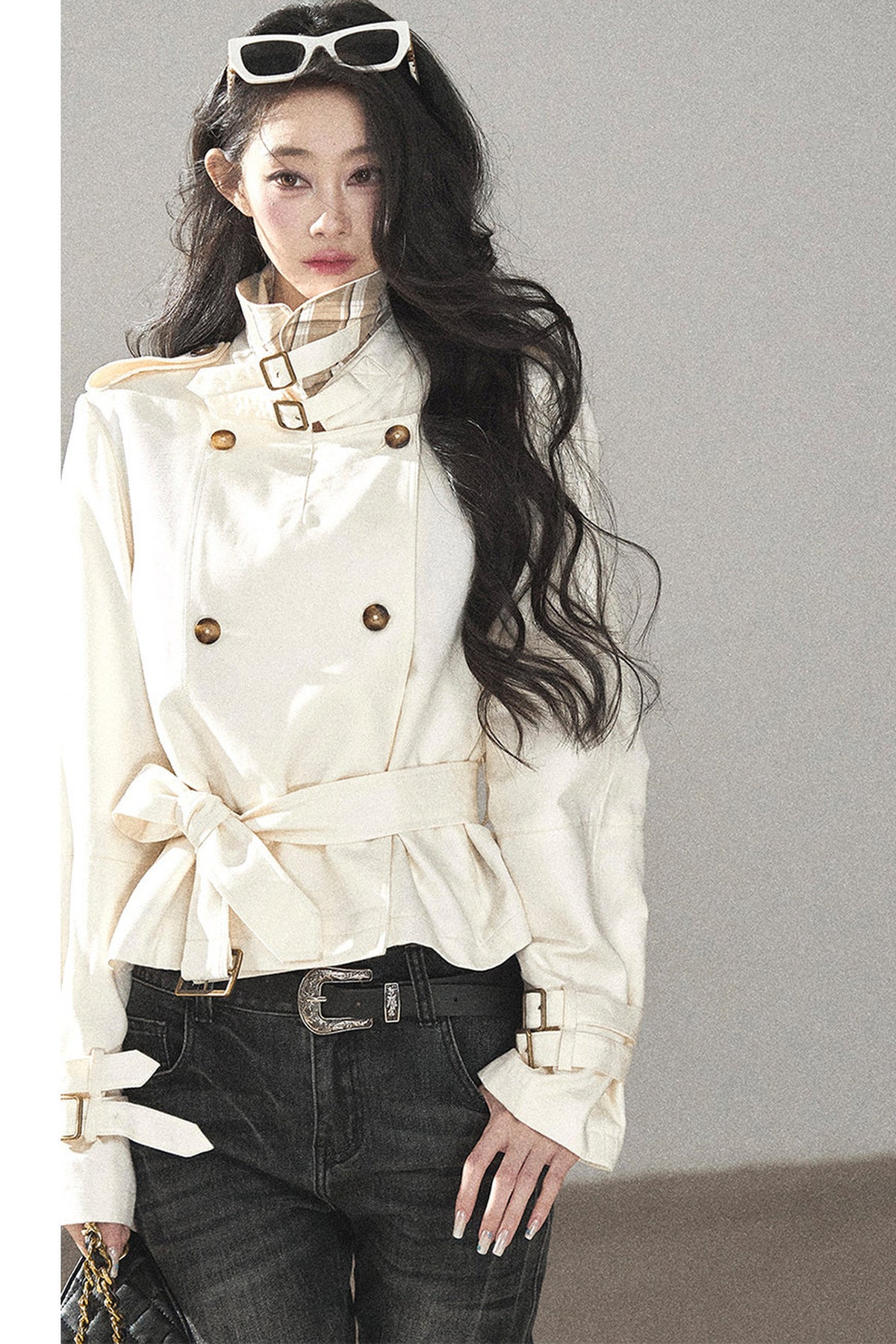 Gabardina de lino blanco cremoso