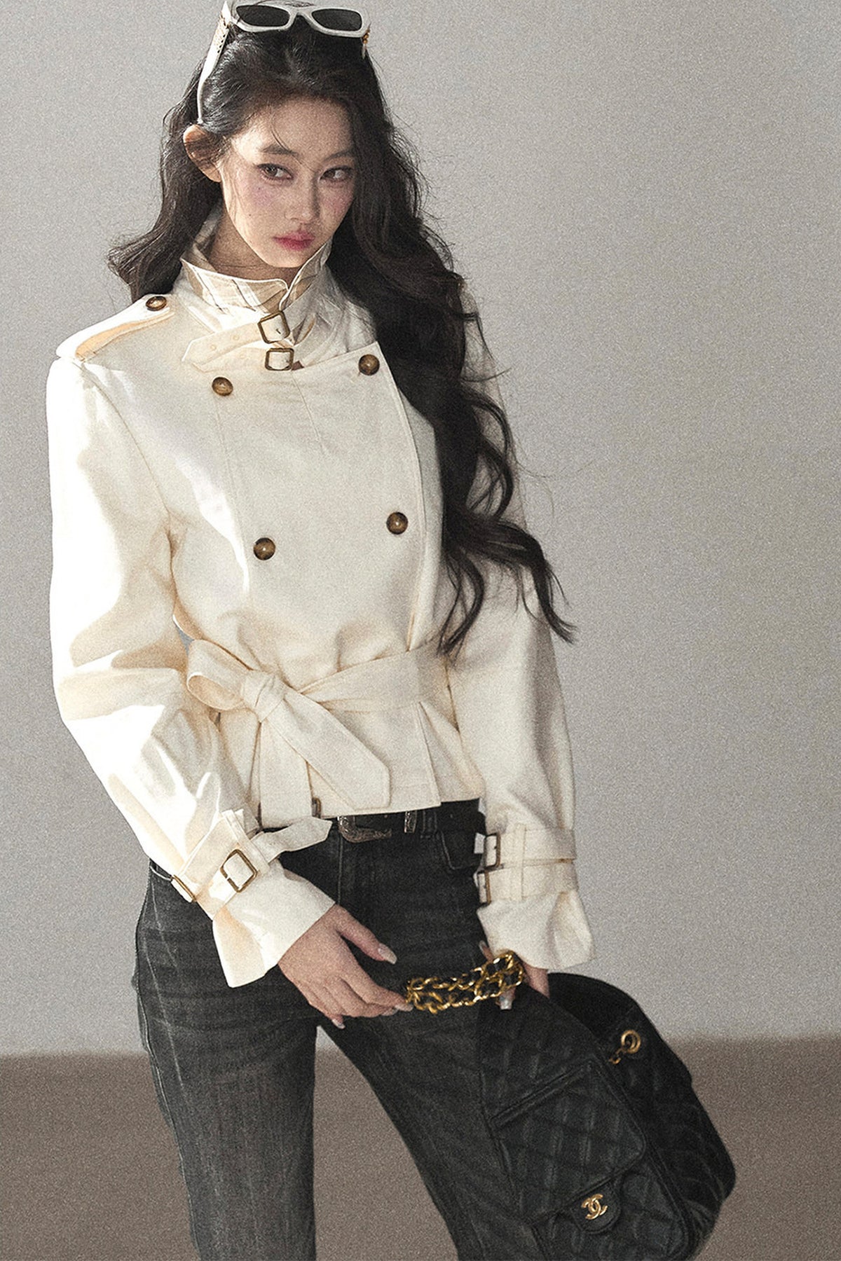 Gabardina de lino blanco cremoso