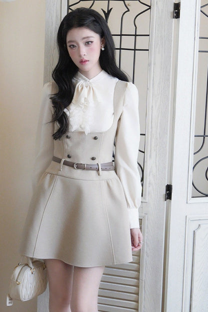 Ensemble robe à bretelles à manches bouffantes et nœud