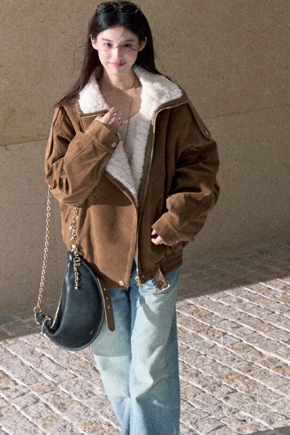Jeans in denim lavato effetto vintage a gamba dritta