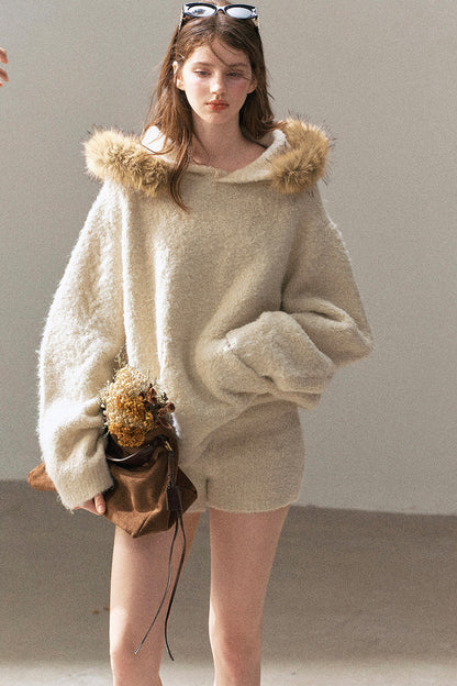 Hooded Wool Knit Top And Shorts Set-Up