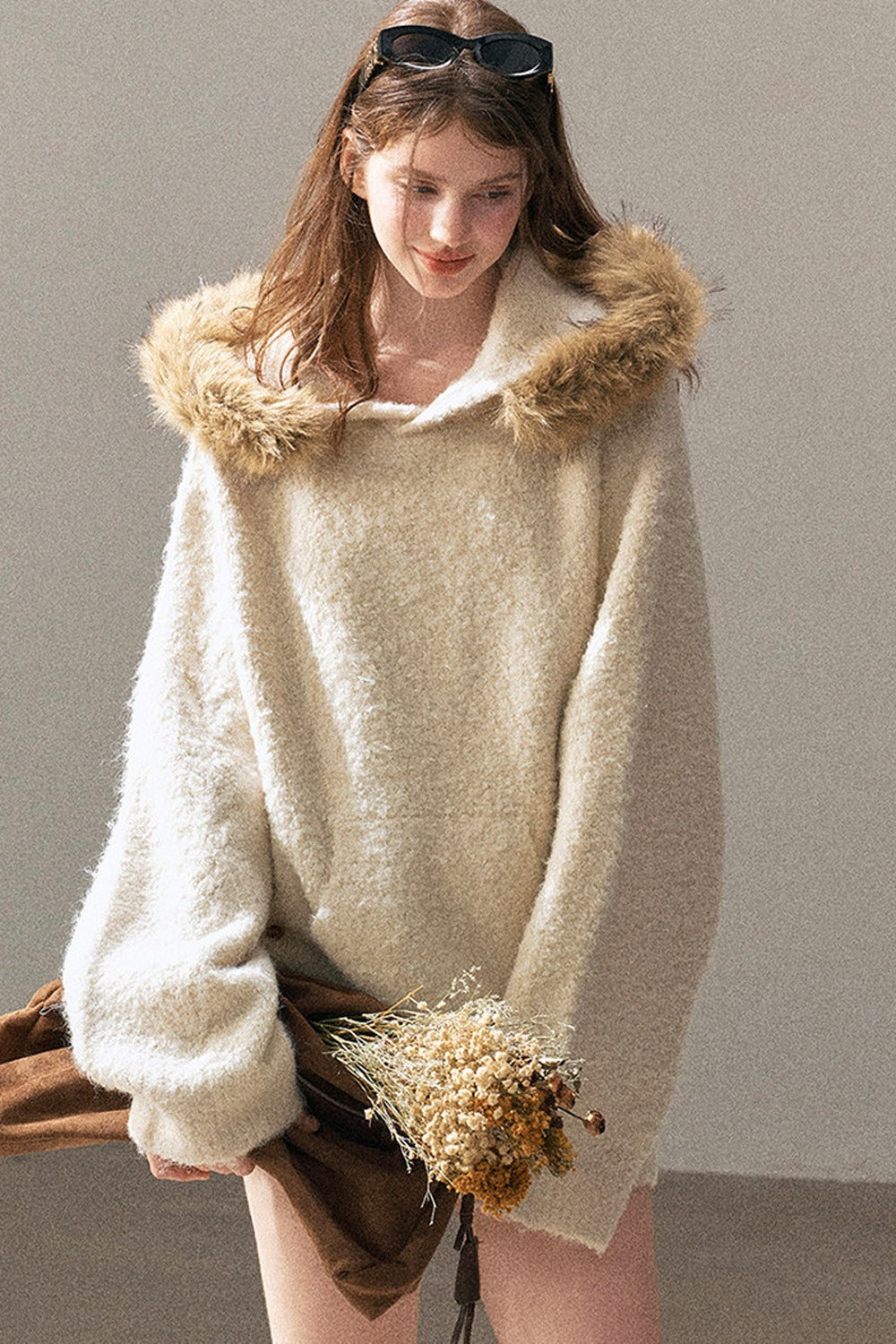 Hooded Wool Knit Top And Shorts Set-Up