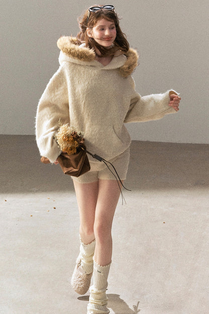 Hooded Wool Knit Top And Shorts Set-Up