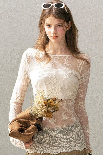 Camicia olandese in pizzo effetto formaggio