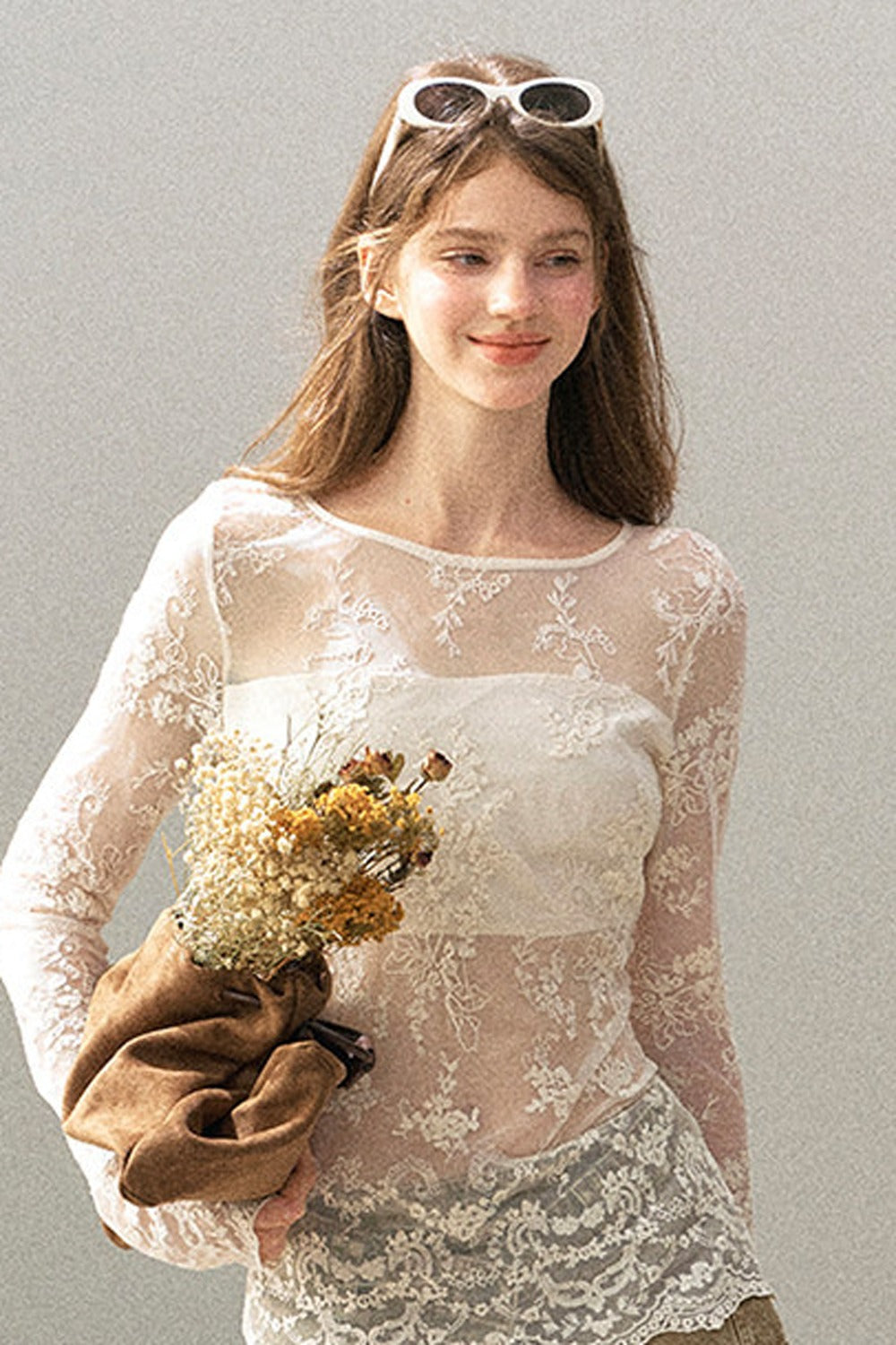 Camicia olandese in pizzo effetto formaggio