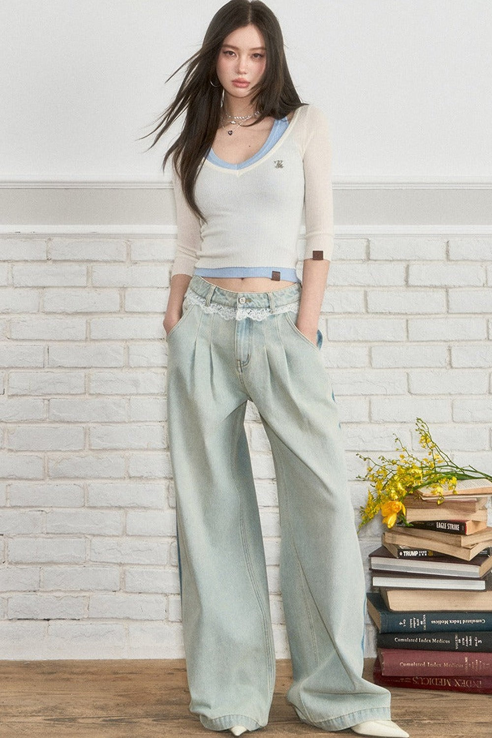 Viapitti Lace Patchwork Straight Jeans