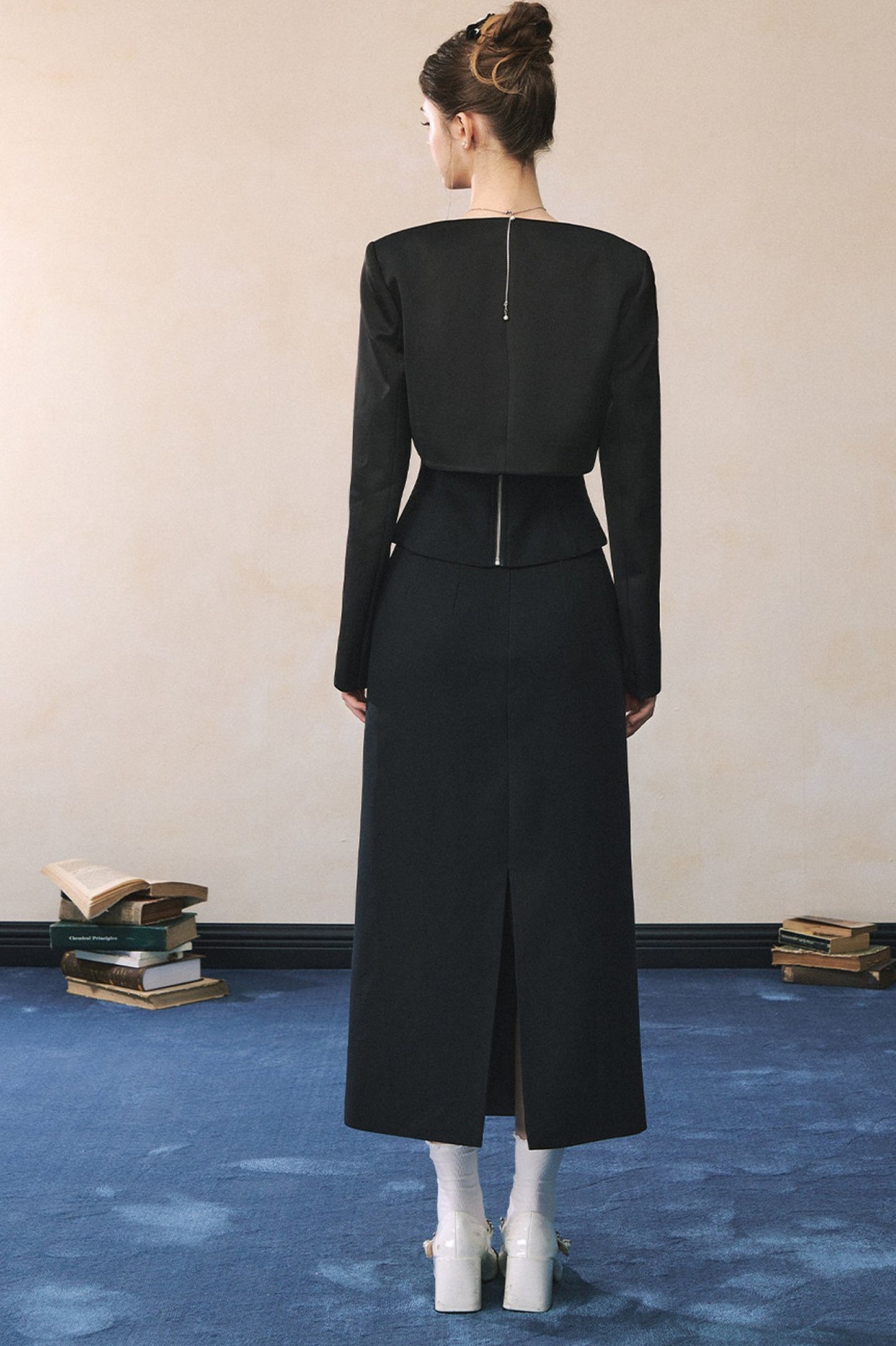 Elegant Black Suit with Waistcoat Blazer Set-Up