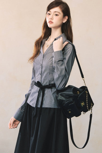 Camicia a maniche lunghe con scollo a V e vita annodata