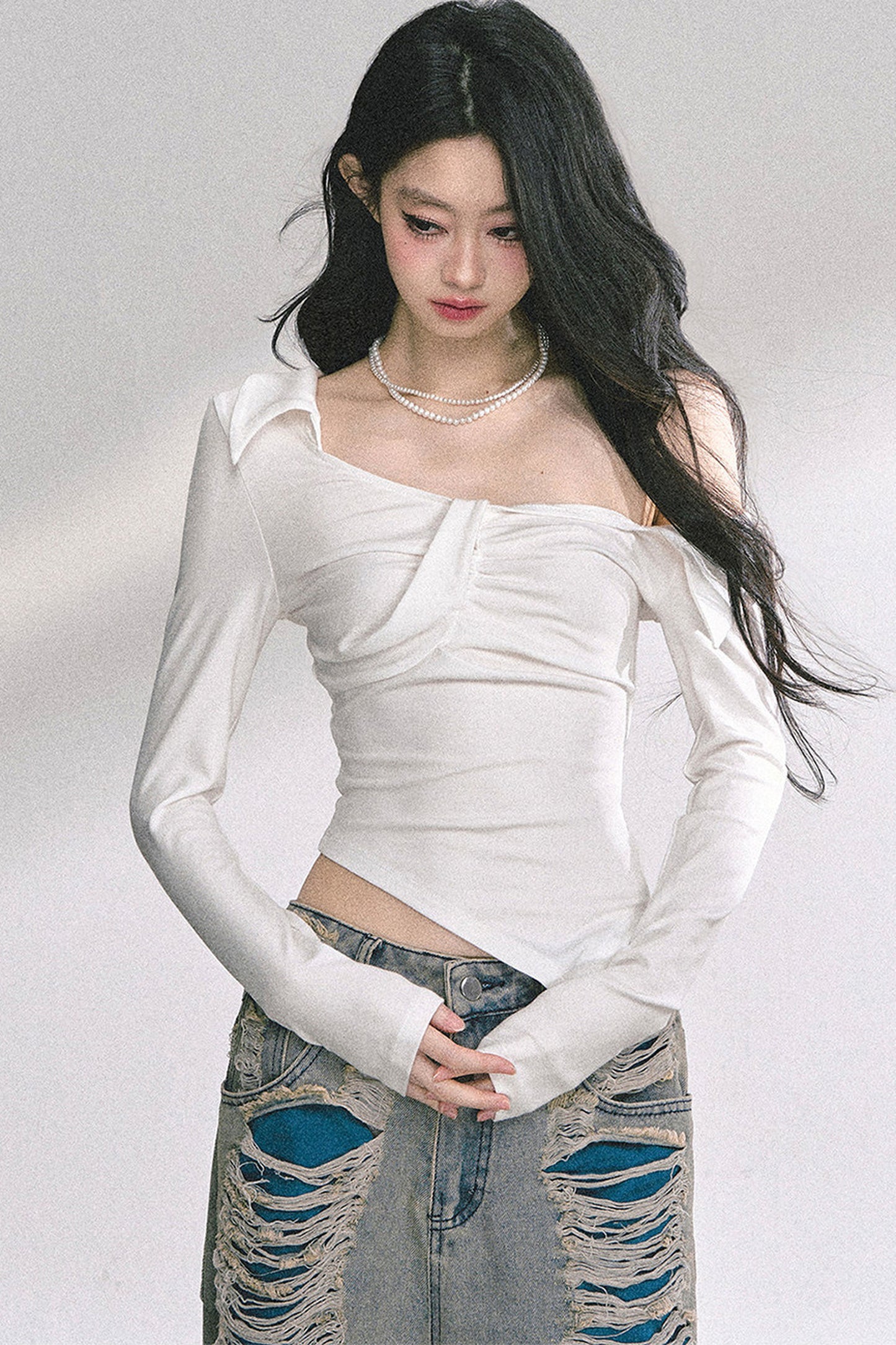 Irregular Long-Sleeved Off-Shoulder Top