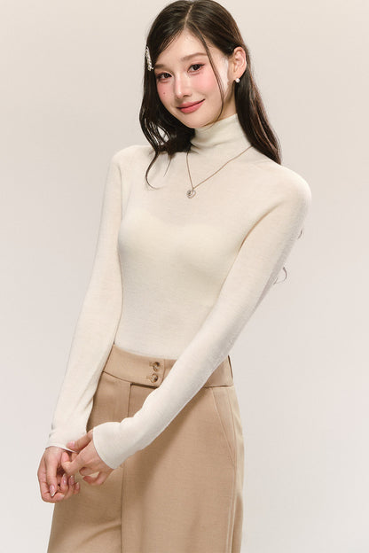 Seamless Turtleneck Wool Sweater
