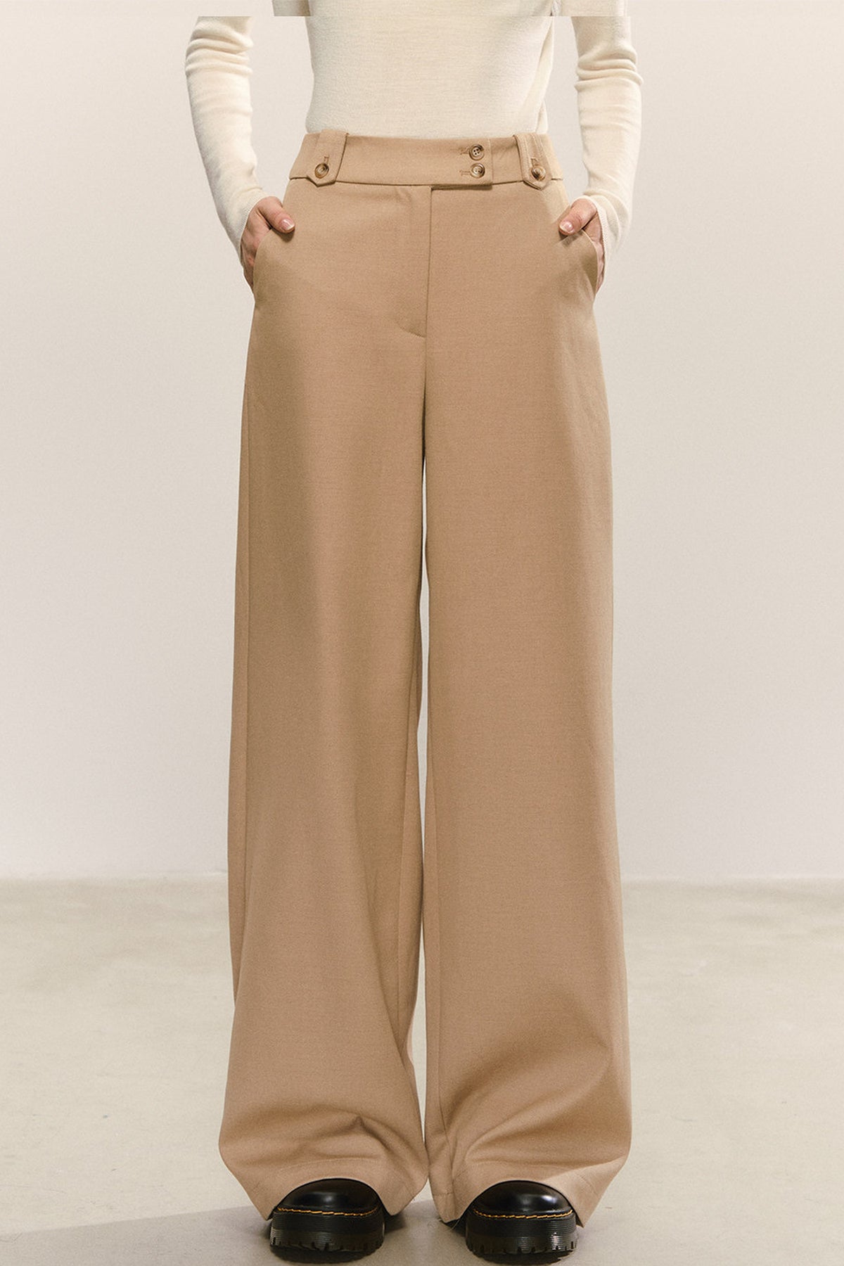 Versatile Straight-Leg Long Pants