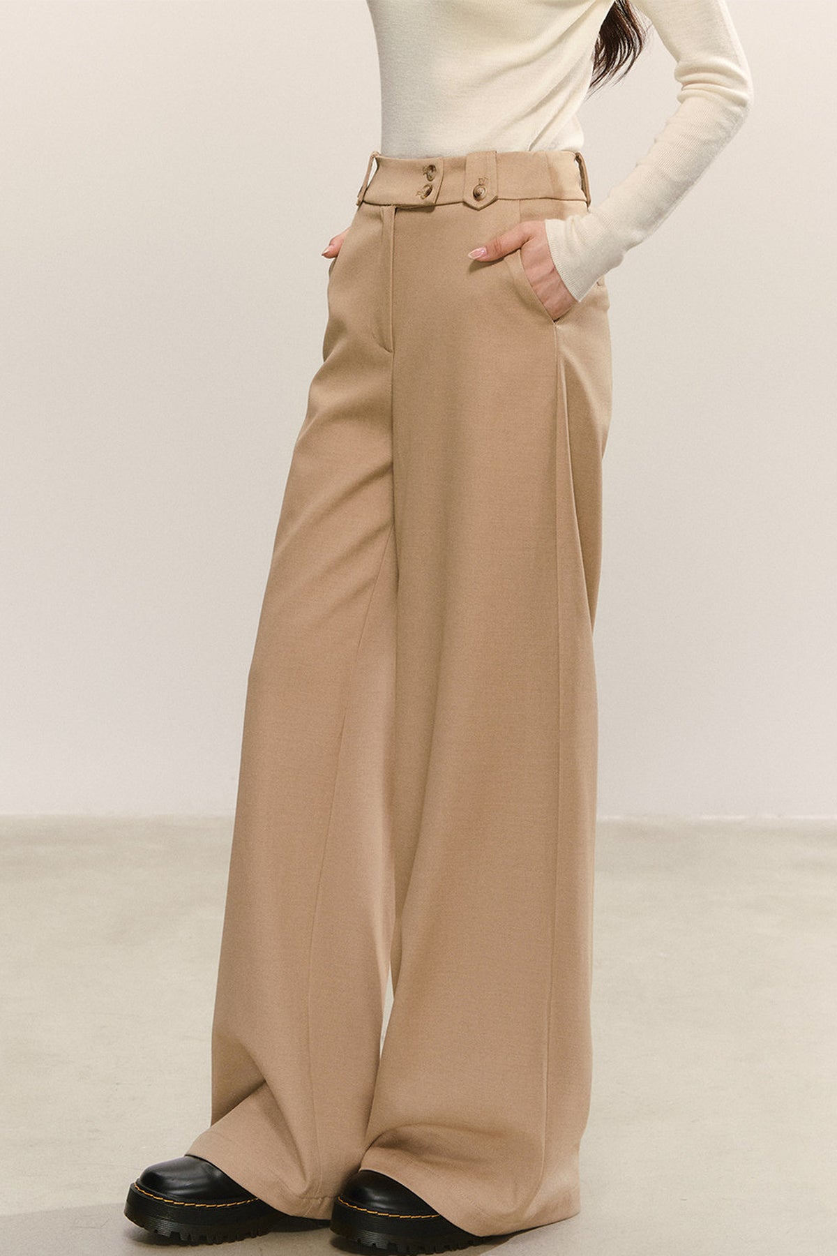 Versatile Straight-Leg Long Pants