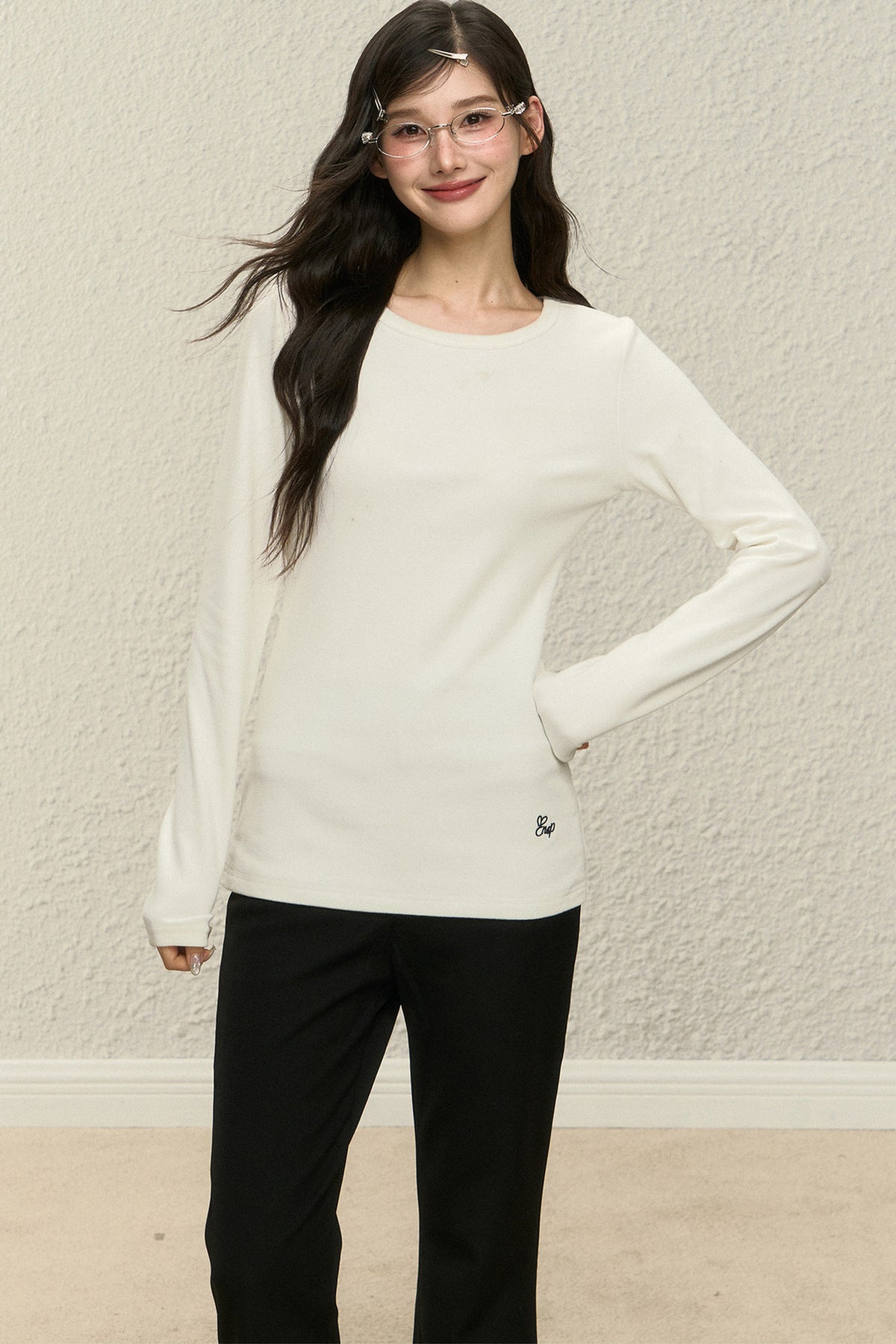 Embroidered Round Neck Long Sleeve Top