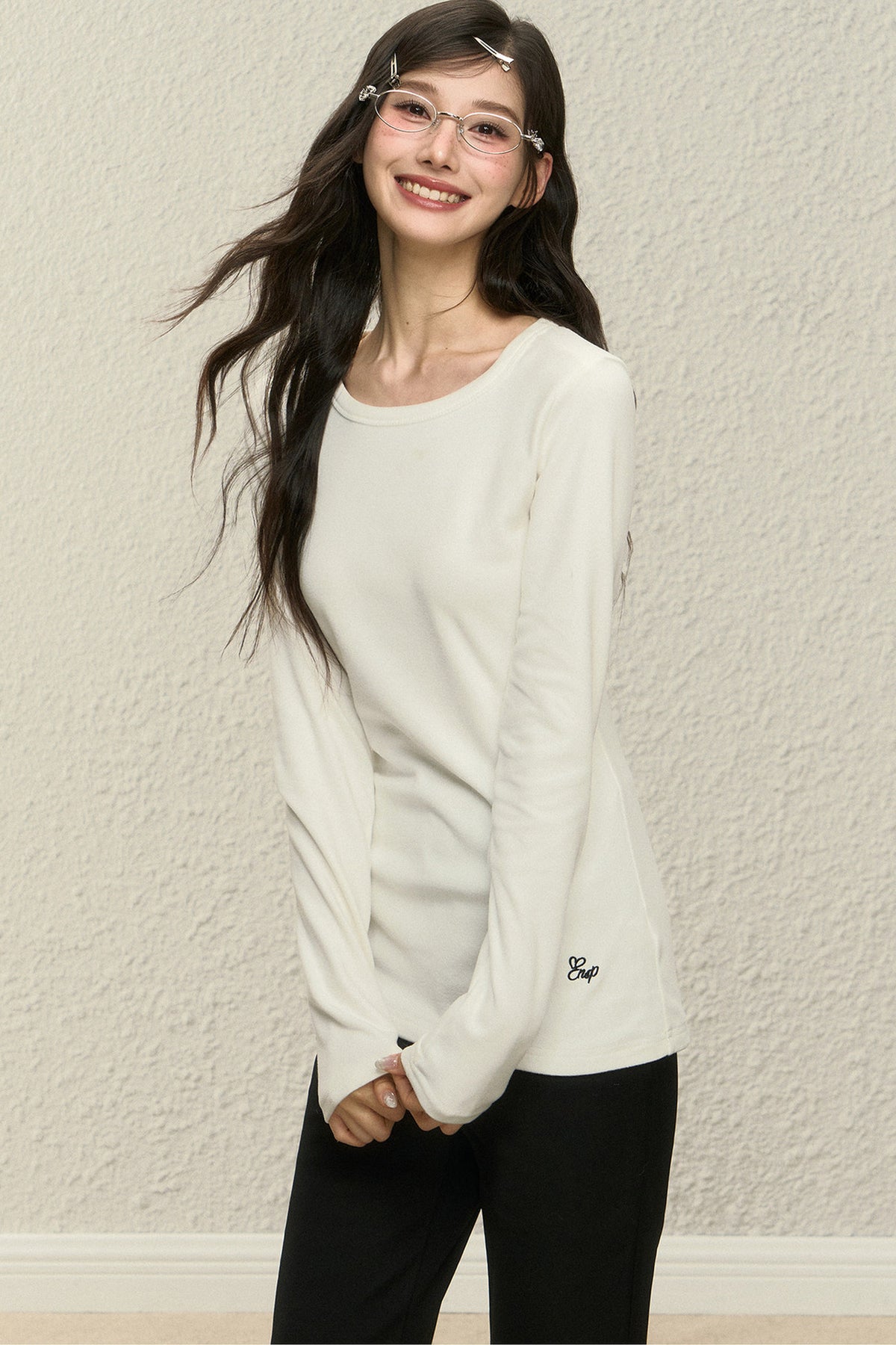 Embroidered Round Neck Long Sleeve Top