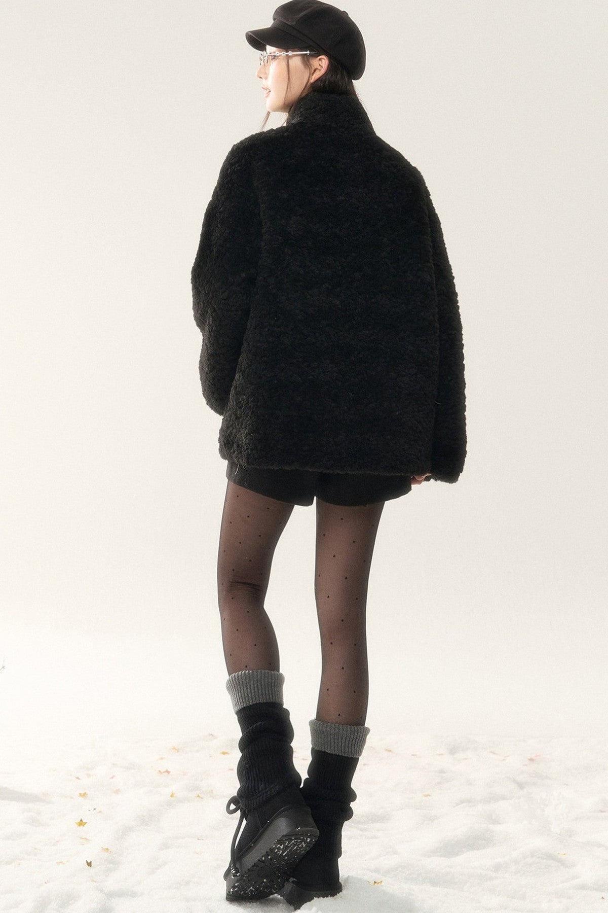 Thick Fur Integrated Jacket and Pants Set-Up
