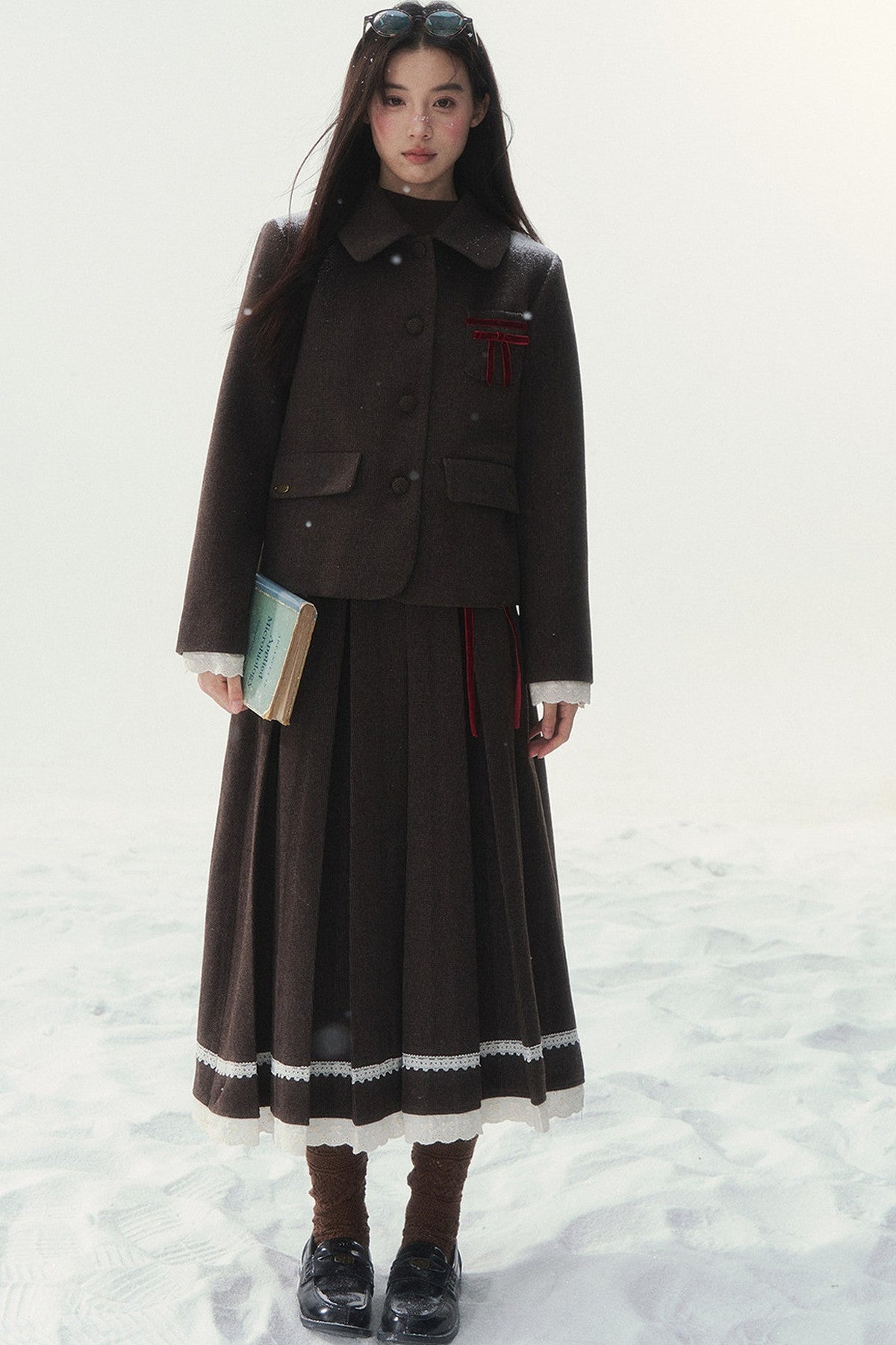 Bambi Wool Coat with Fur Collar and Pleated Skirt Set-Up