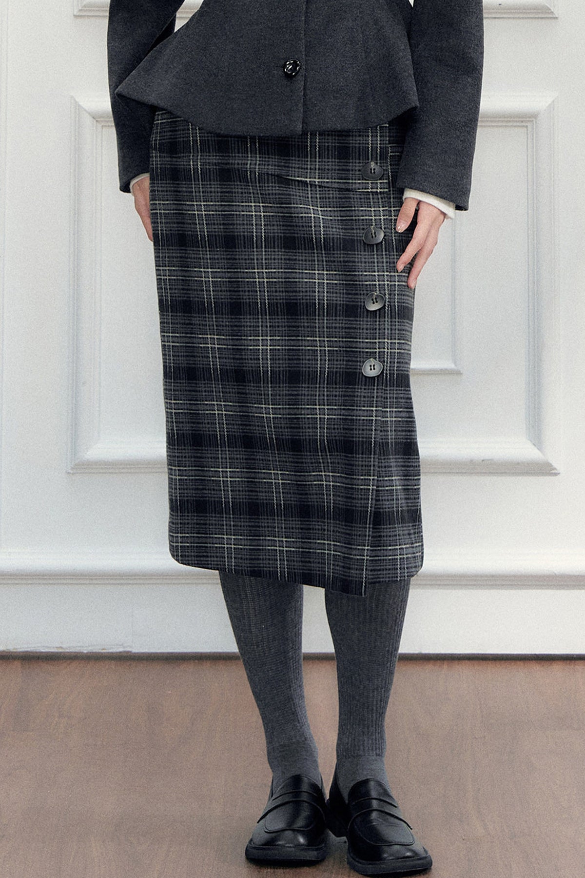Turn-Down Collar Woolen Blazer and Hip-Hugging Long Skirt Set-Up