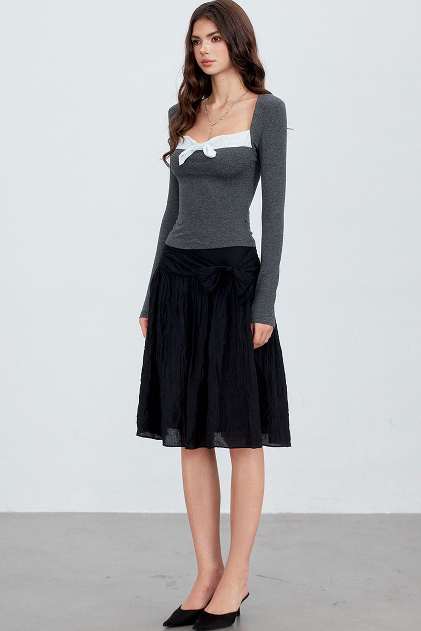 Contrast Bow Square Neck Long-Sleeve Top