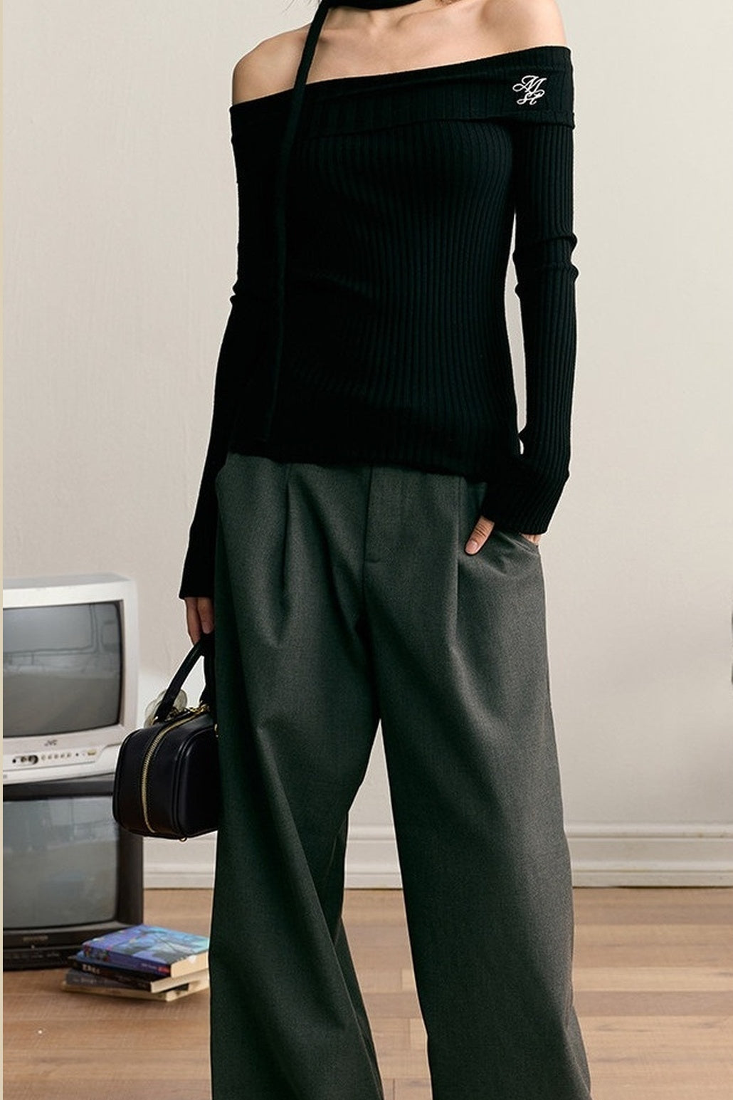 One-Shoulder-Strickpullover mit langen Ärmeln