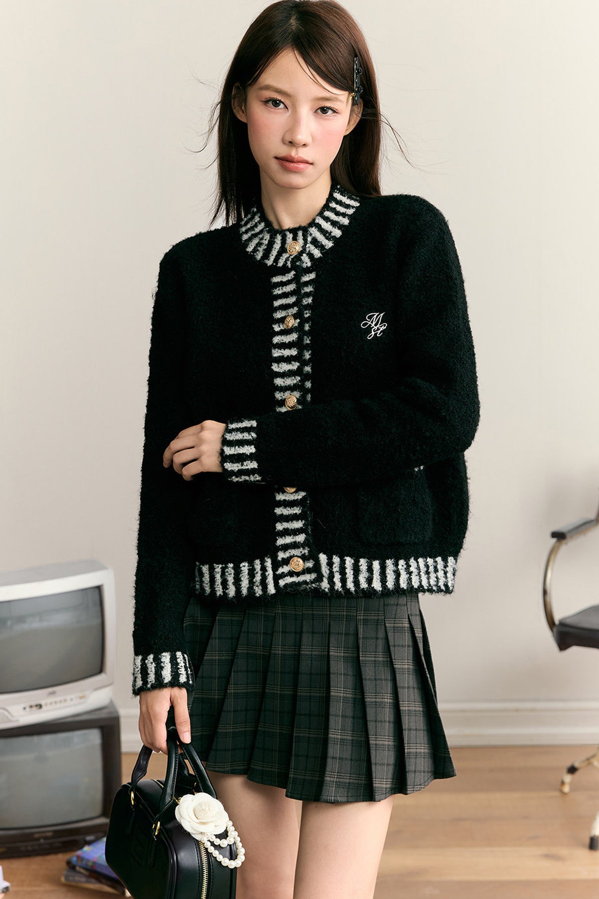 Top cardigan pesante a toppe