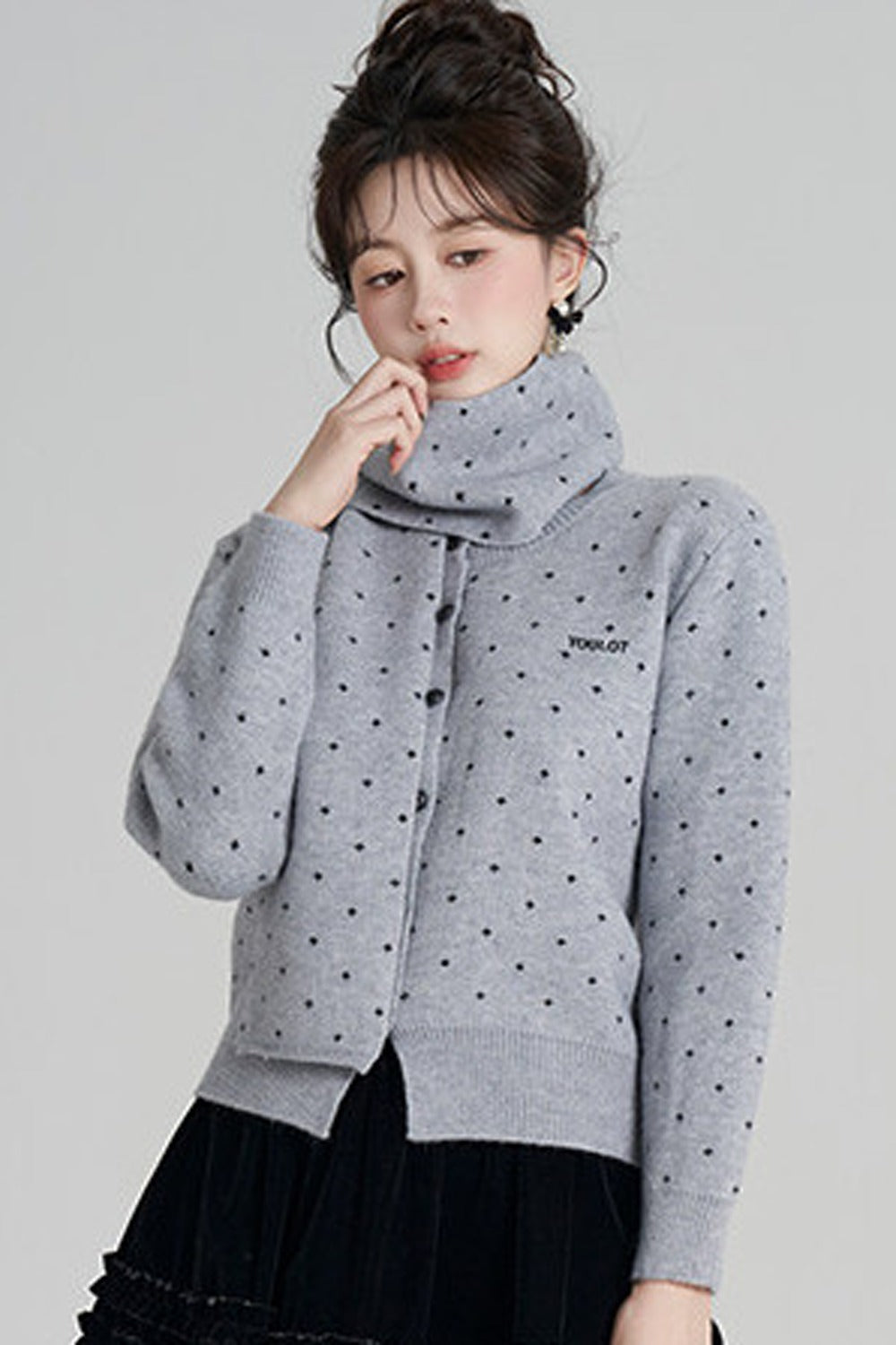 Short Woolen Knit Cardigan